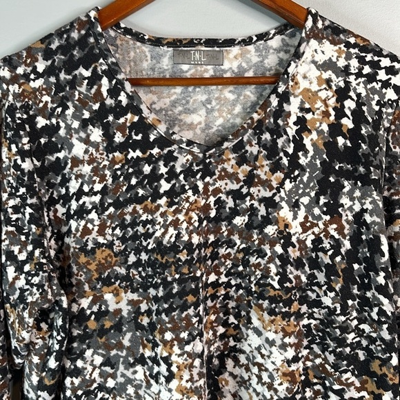TNL Mode Patterned Lightweight Knit Sweater Black Camel Grey White 3/4 Sleeve 1X - Picture 3 of 10